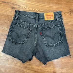 Levi's Black Wedgie Short Size 25